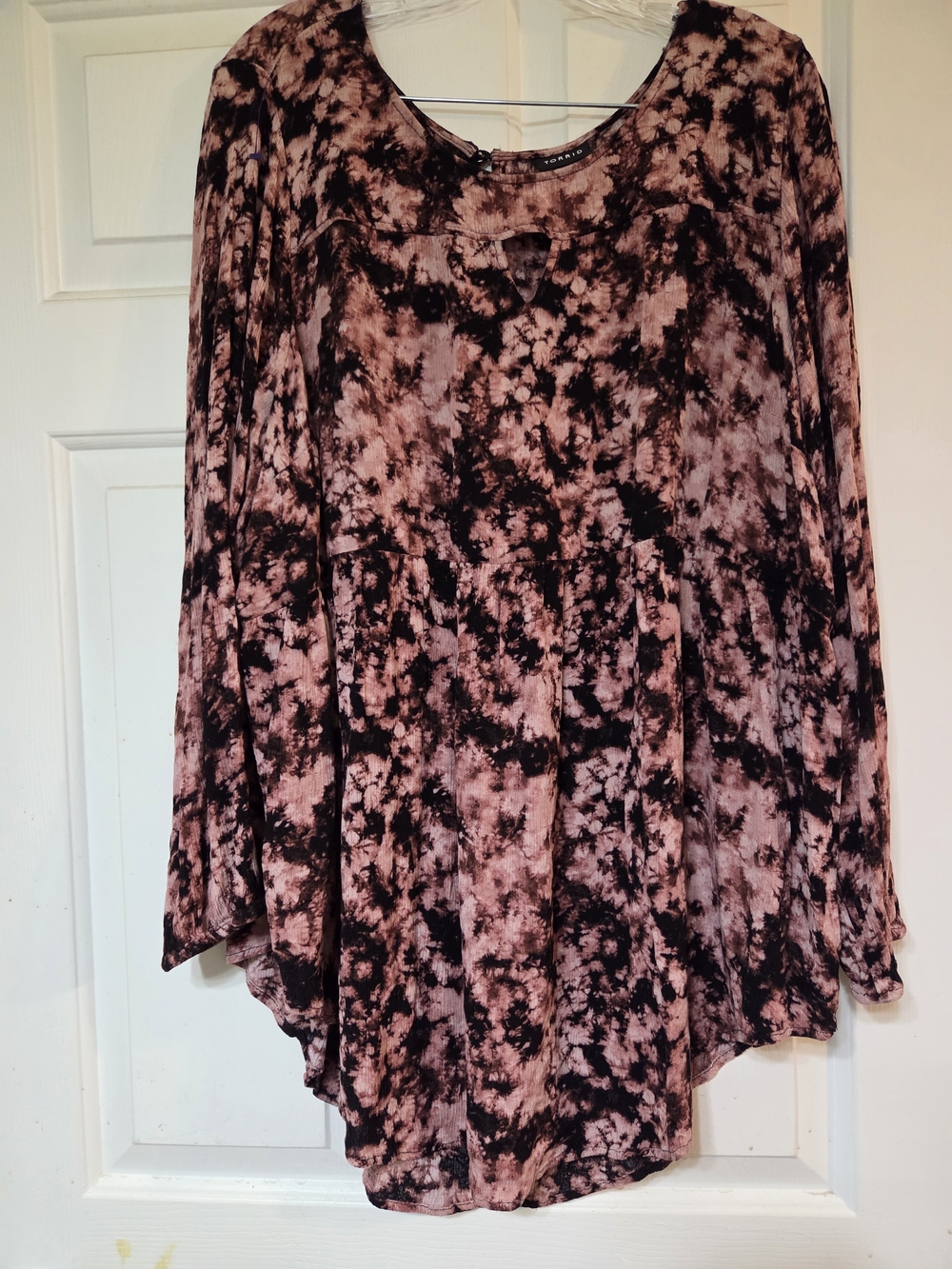 Torrid Women's Long Sleeve Tie-Dye Blouse - Pink and Black